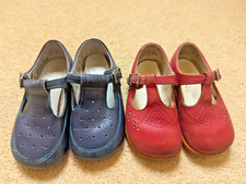 2Xs VINTAGE STARTRITE CHILDRENS shoes, UK size 4 E and 5 E made in England