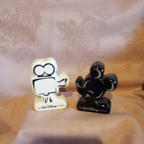 Cruet salt pepper - &,