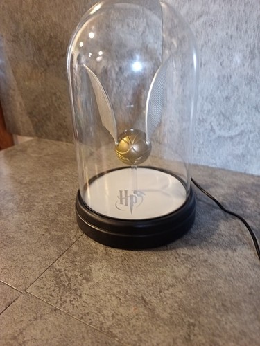 Harry potter levitating golden - harry,