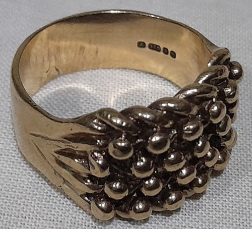 Large 9ct 375 - 9ct,