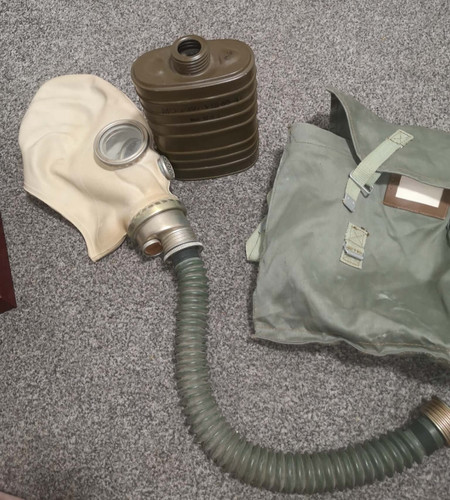 Original gas mask with - mask,