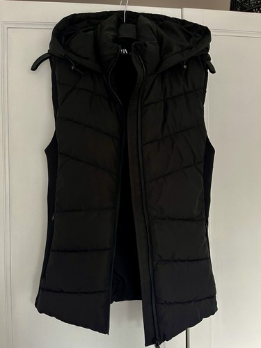 Zara black puffer body - zara,