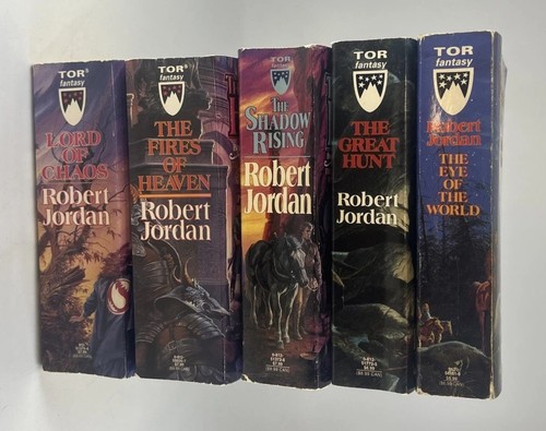 Lot wheel time books - of,