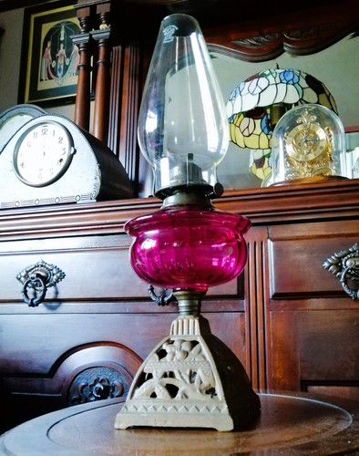 Beautiful art nouveau - oil, lamp
