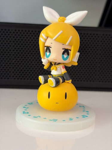 Rin kagamine vocaloid - rin,