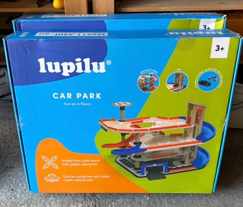 Lupilu wooden car park - park,