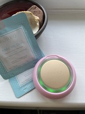 FOREO UFO 2 LED Customisable Warm Cold Vibrating Therapy Facial Toning Device