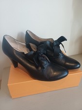 Staccato Black Soft Leather