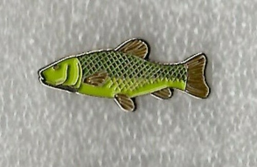 Tench pin badge angling - pin, badge.