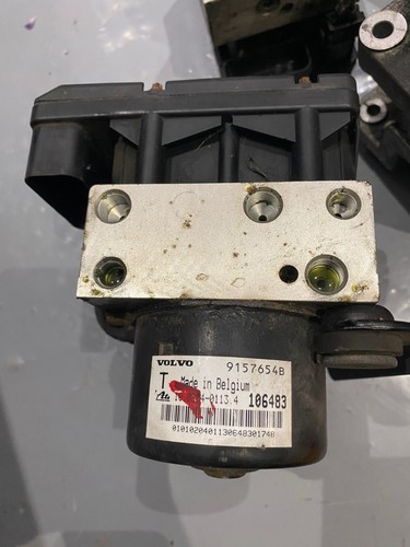 Volvo v70 abs tracks hydraulic - volvo,