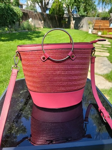 Barbie pink cross body hand - barbie,