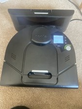 Neato XV Signature Robot Vacuum Cleaner (needs two batteries)