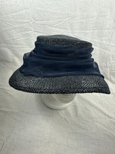 Women Elegant Decor Black