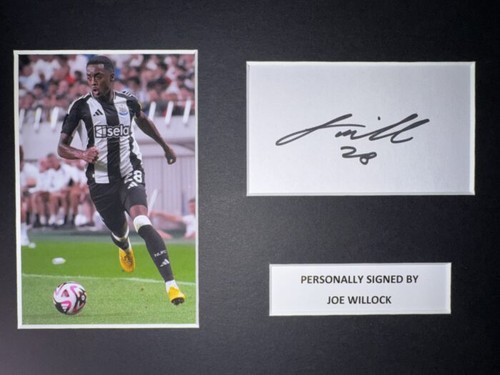 Signed joe willock newcastle - signed,