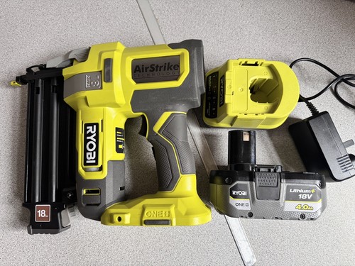 Ryobi airstrike 18v - 18v, one