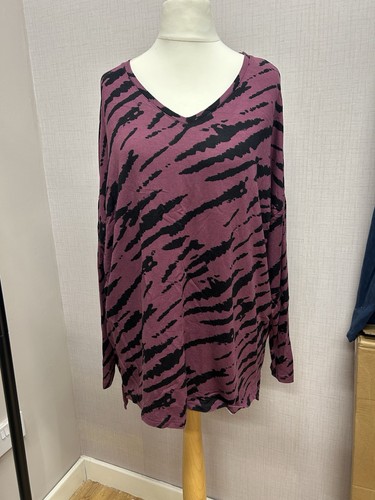 Friends like these neck - friends, v-neck