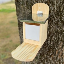 Wooden Wall Mounted Squirrel Feeder with Feeding Platform & Metal Roof