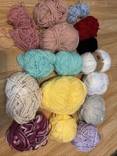 Wool bundle - Ideal for Pom Pom making or knitting - various colours / amounts