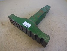 Grooving iron stake