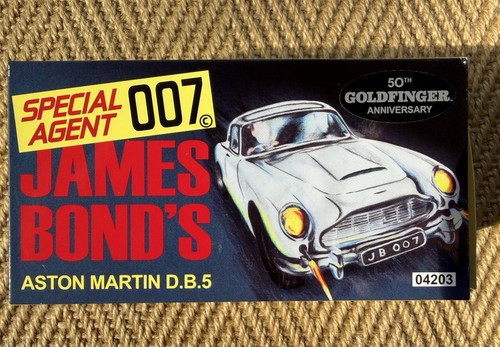 Corgi cars 04203 james - cars,