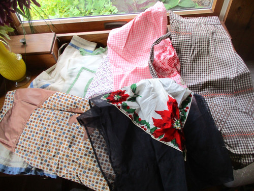 Vintage kitchen aprons 5 - vintage,