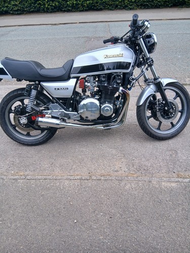 Kawasaki z1000j1 - kawasaki,