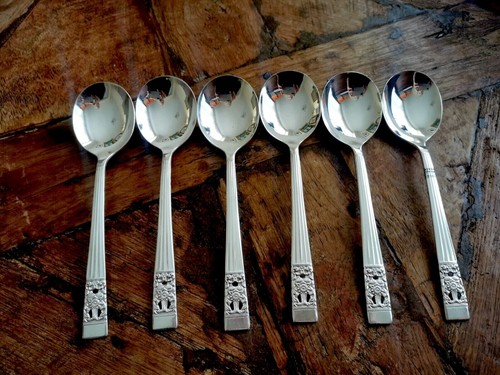Vintage hampton court silver - hampton,