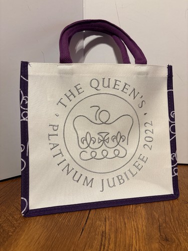 The queens platinum - the,