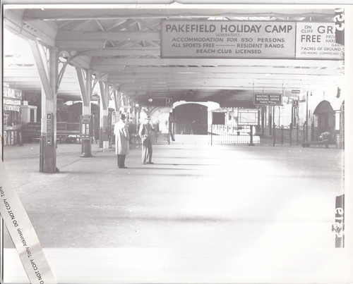 Lowestoft central railway - central,