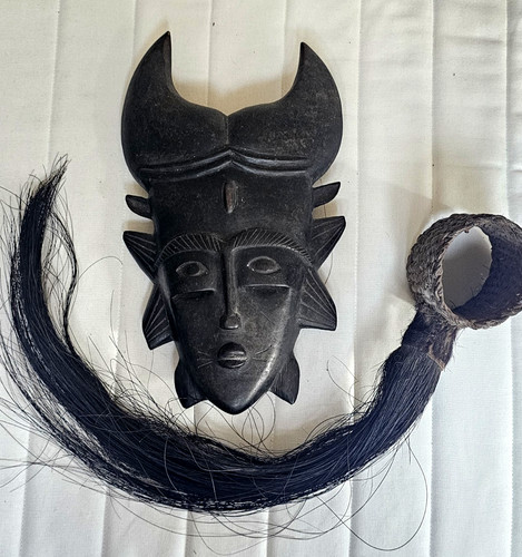 African ivory coast jimini - ivory,