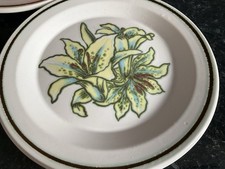 3 ROYAL WORCESTER PALISSY ORCHID 22cm SMALLER DINNER PLATES TABLEWARE
