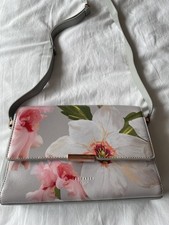 Ted Baker Chatsworth bloom
