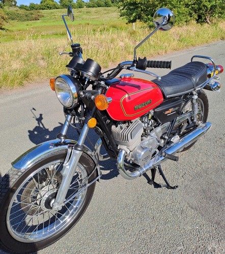 Suzuki gt500 1976 classic bike - gt500,