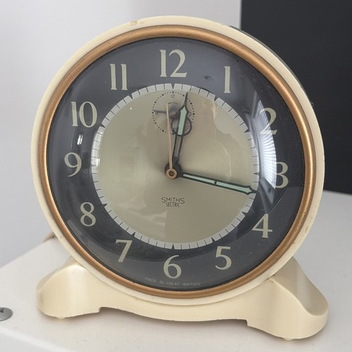Vintage 1950 smiths mains - vintage,