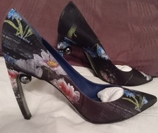 Nicholas Kirkwood Heels With A