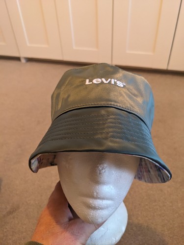 Levi reversible silver - levi's,