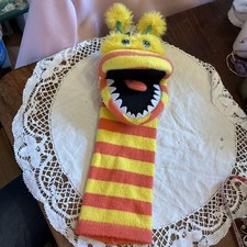 Vintage Puppet Company Hand Puppet monster with squeak in tongue 