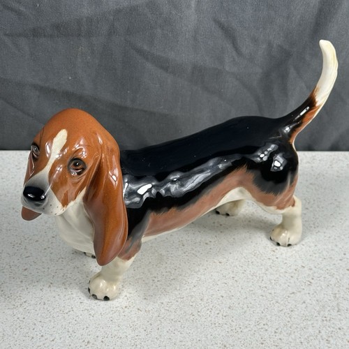 Beswick bassett hound fine - bassett,