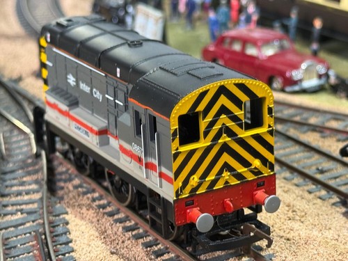Hornby class diesel loco - class,