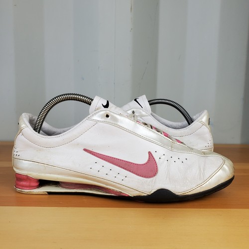 Nike shox rivalry - 6.5,