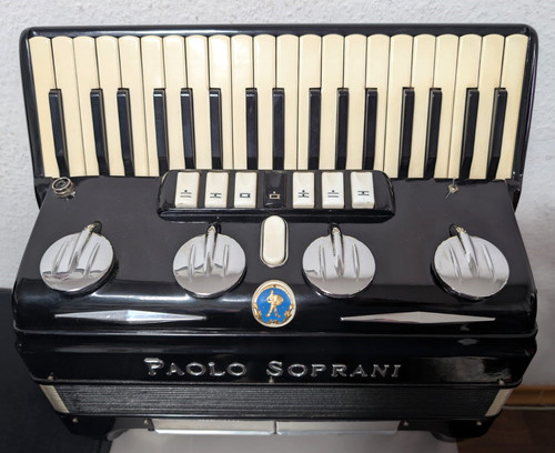 Paolo soprani accordion - soprani,