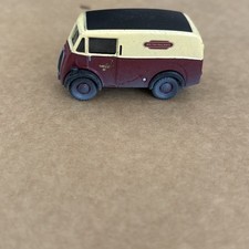 Classix EM76115 Austin K2 British Railways Morris J Van Unboxed & Weathered