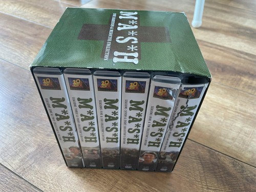 Series 1 11 - m.a.s.h.,