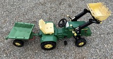 John Deere Children's Ride-On Tractor and Trailer Set