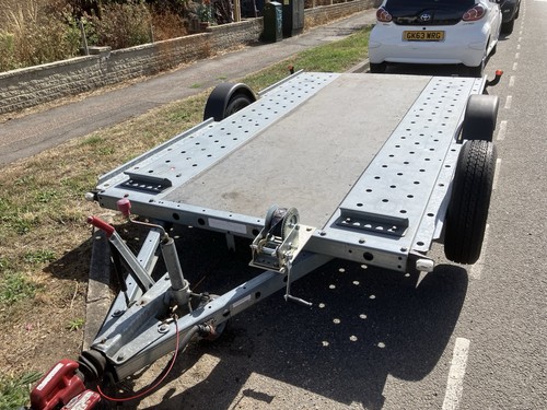 Car transporter trailer - car,