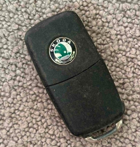 Genuine skoda button remote - skoda, 3