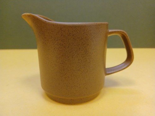 Meakin tulip time milk jug - milk,