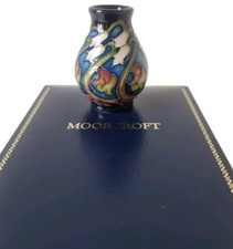 Moorcroft Lily of the Valley