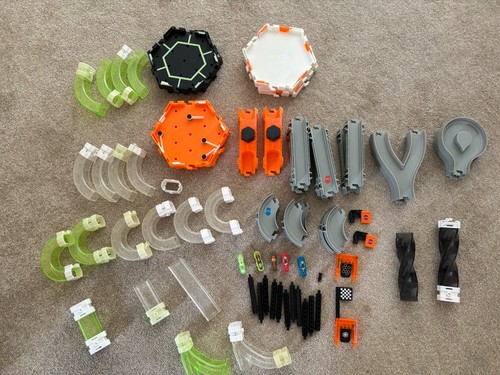 Massive hexbugs bundle with - hexbugs,
