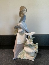 Lladro "In the Garden" Lady